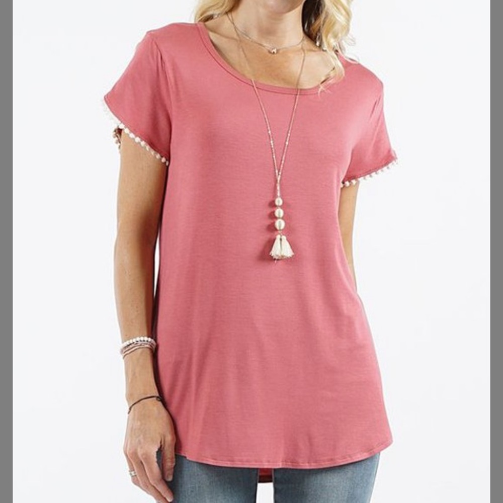 Brick Short Tulip-Sleeve Curved-Hem Tunic, M